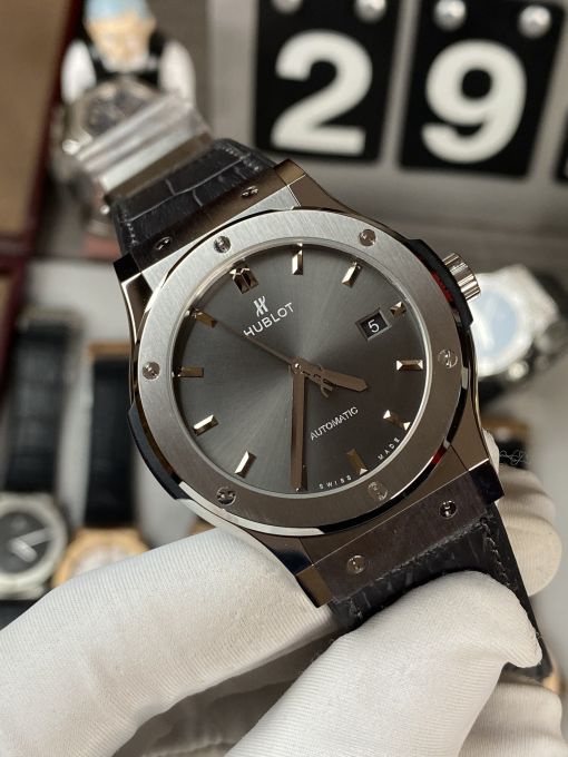 Đồng Hồ :   HUBLOT CLASSIC FUSION Titanium Gray Dial New 2022  ( 42mm ) 